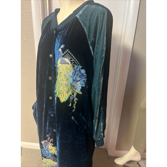 X-Large NWT Women’s Velvet Embroidered Varsity Duster Jacket Blue By Paparazzi - Picture 13 of 13